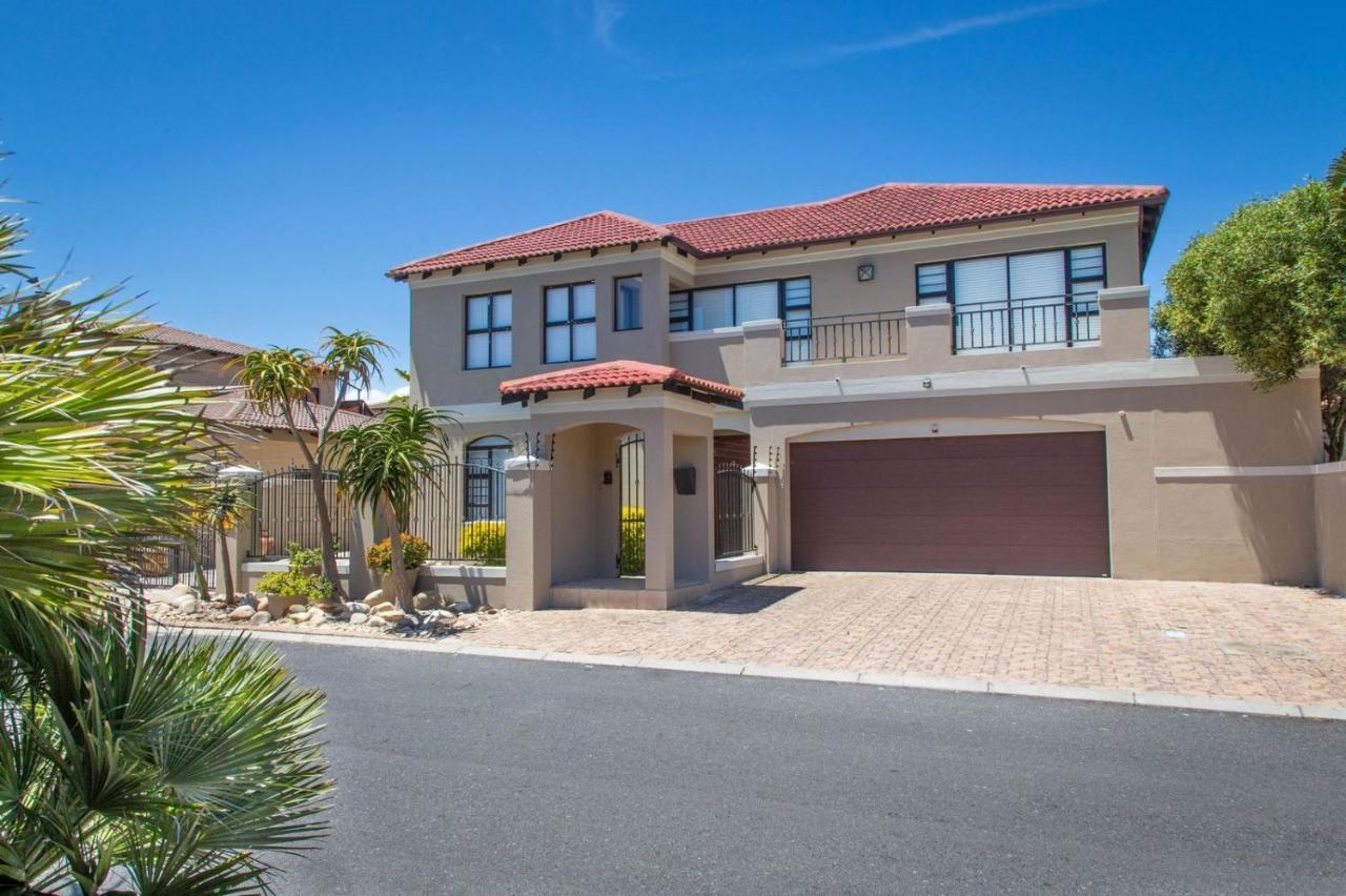Entertainers Villa In Big Bay With Private Pool Ciudad del Cabo Exterior foto